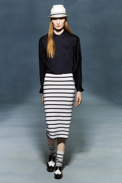 Look 11